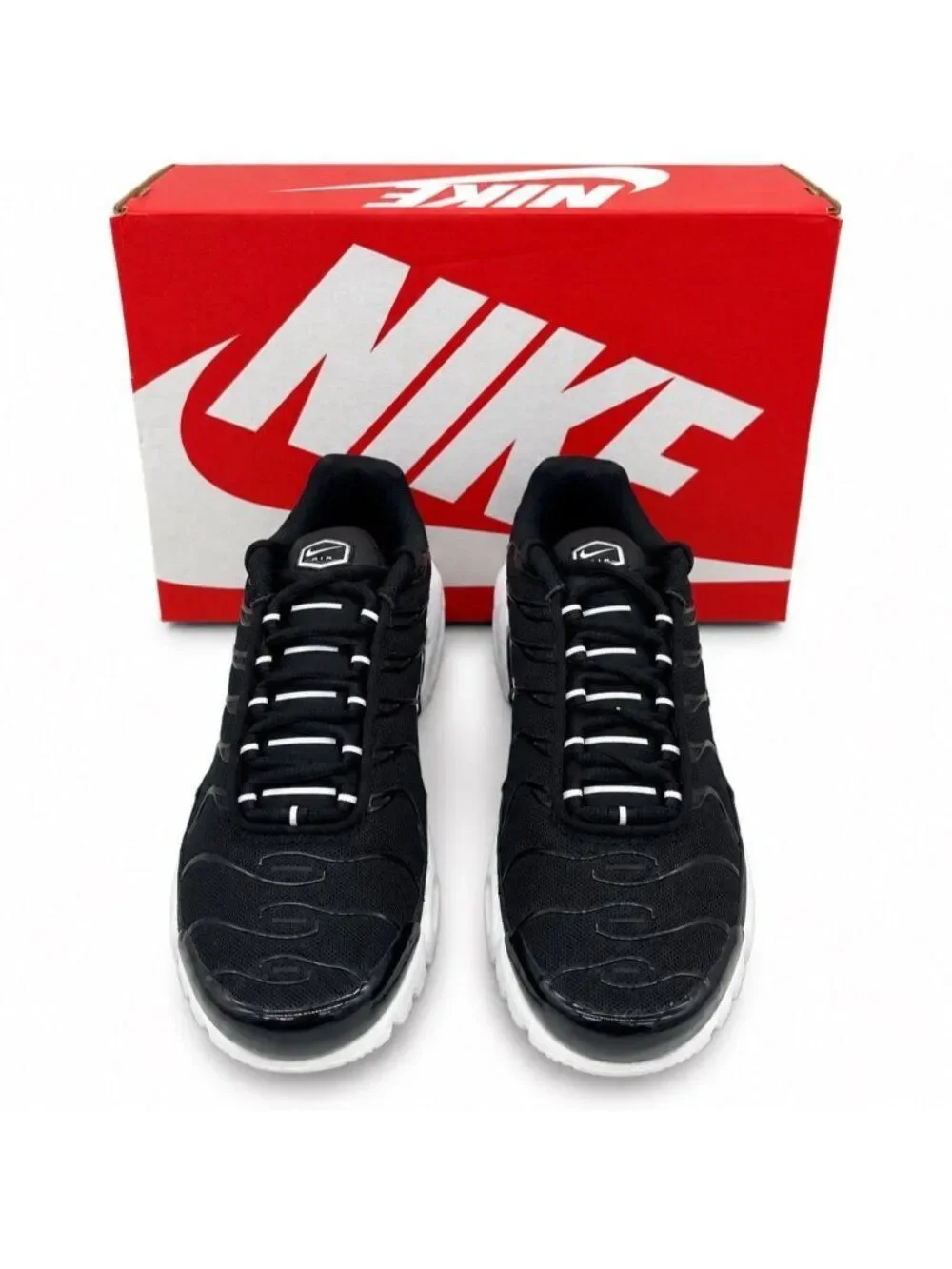 Nike Air Max Plus TN Black White Women’s 6.5 Running Shoes DM2362-001